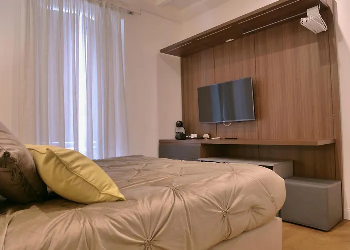 Helmirage Trevi Oda ve Kahvaltı 3*