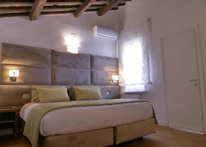 Helmirage Trevi Bed & Breakfast Rome