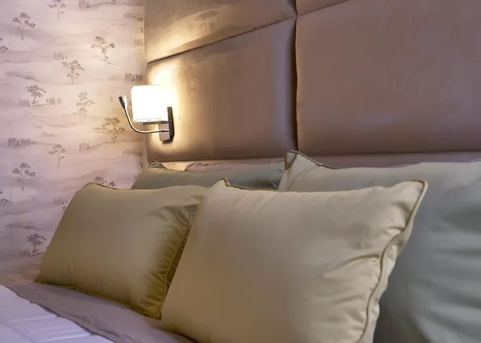 Helmirage Trevi Bed & Breakfast Rome